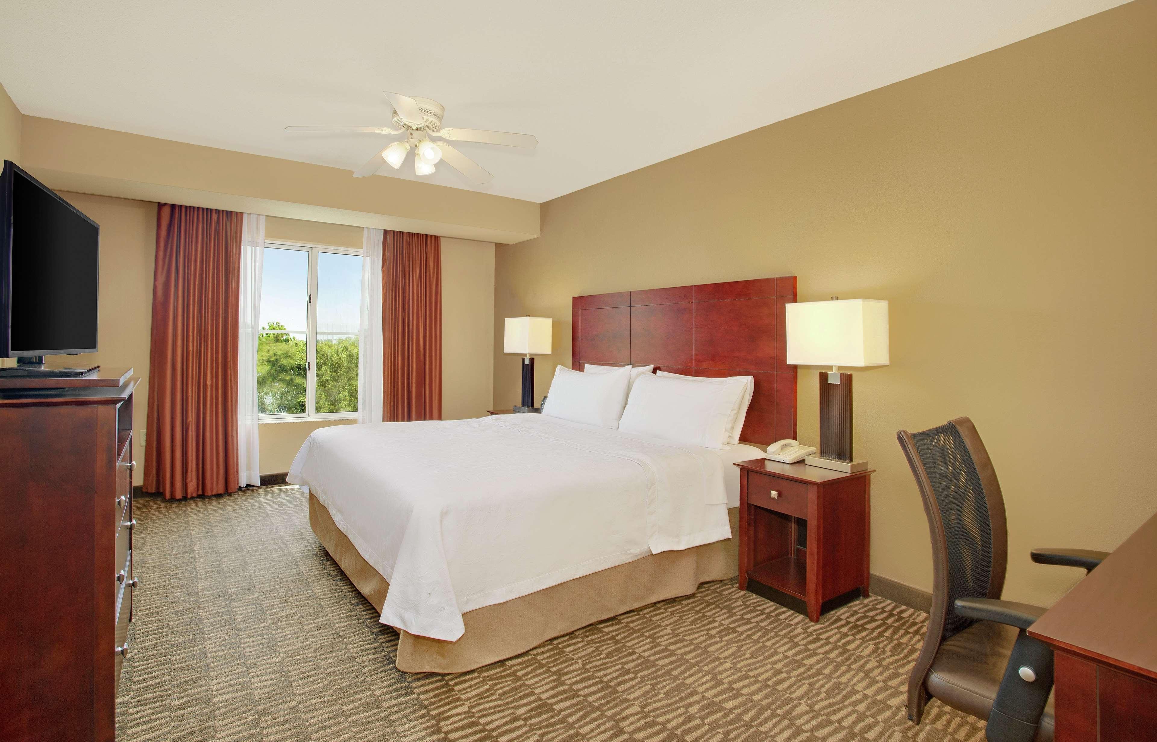Homewood Suites By Hilton Tampa-Brandon Heartland Exterior photo
