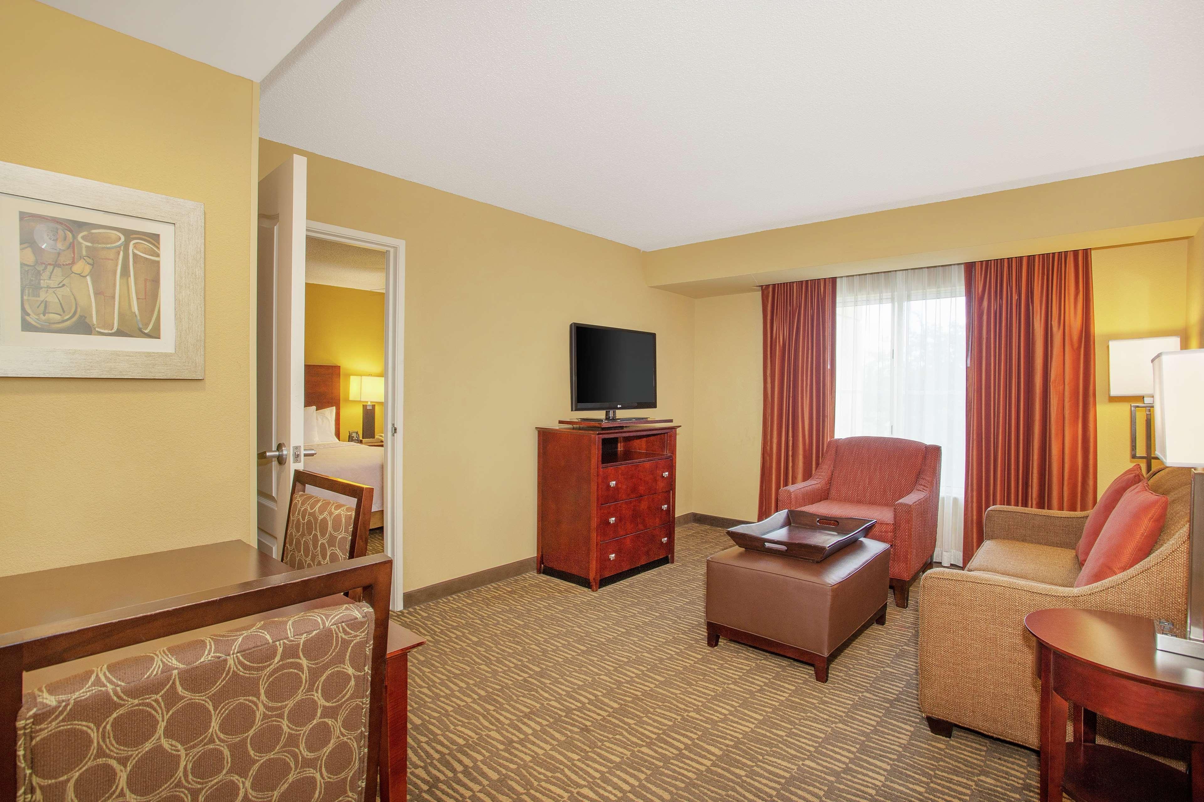 Homewood Suites By Hilton Tampa-Brandon Heartland Exterior photo