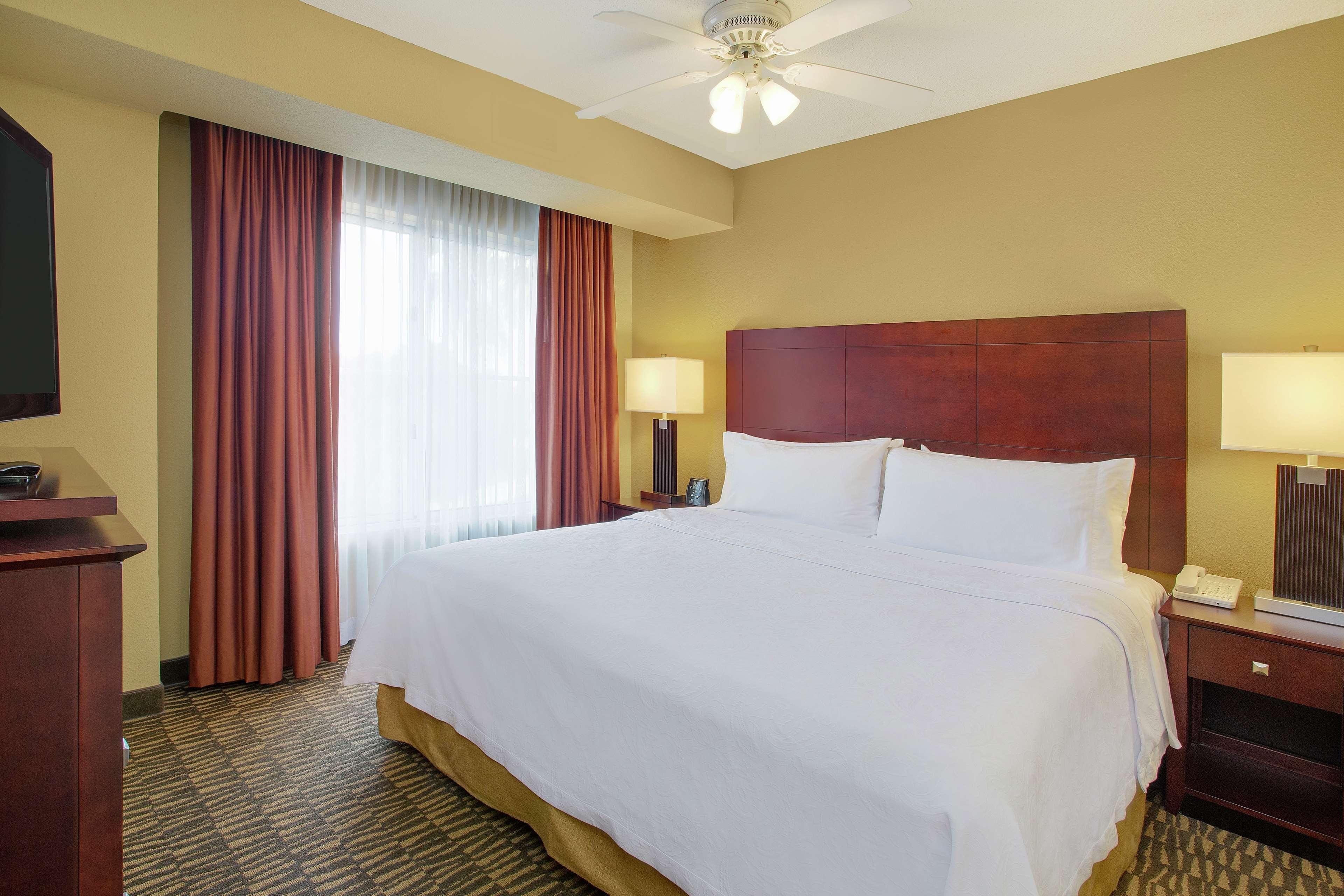 Homewood Suites By Hilton Tampa-Brandon Heartland Exterior photo